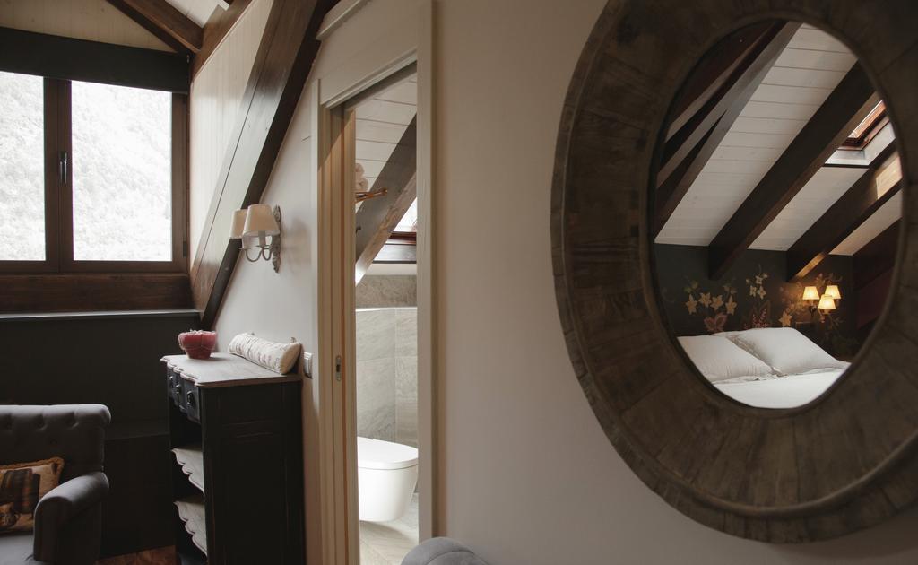 Hotel Villa de Torla Buitenkant foto