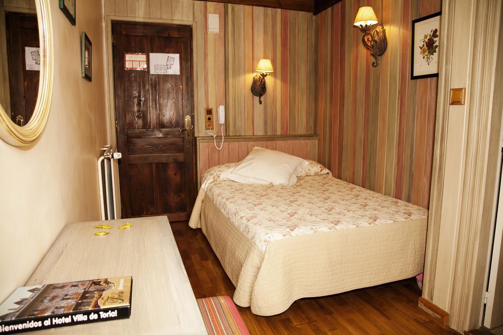 Hotel Villa de Torla Buitenkant foto
